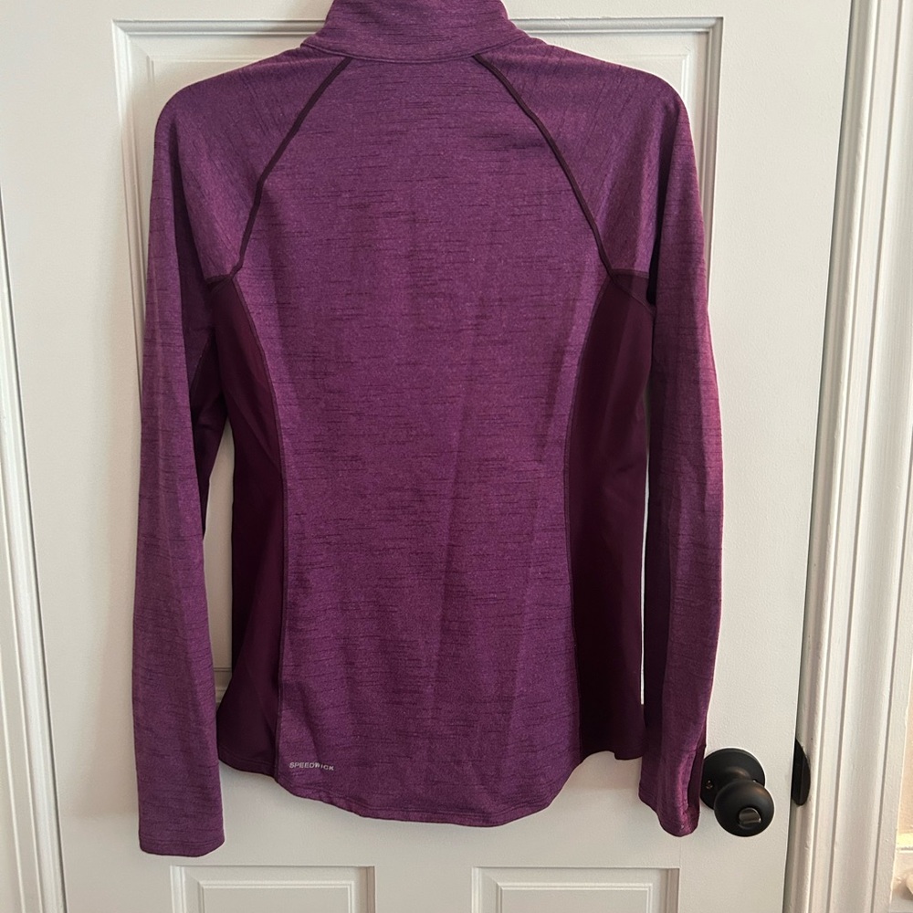 Women’s Reebok half zip top - Picture 2 of 3